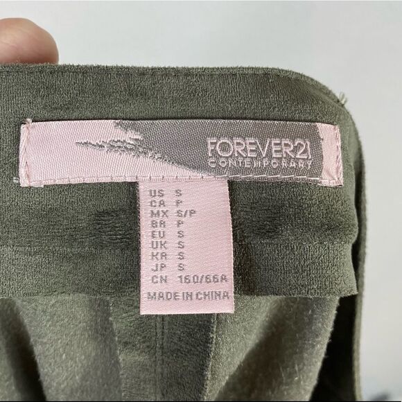 Forever 21 Army Green Faux Suede Button Up Mini Skirt - Picture 5 of 6